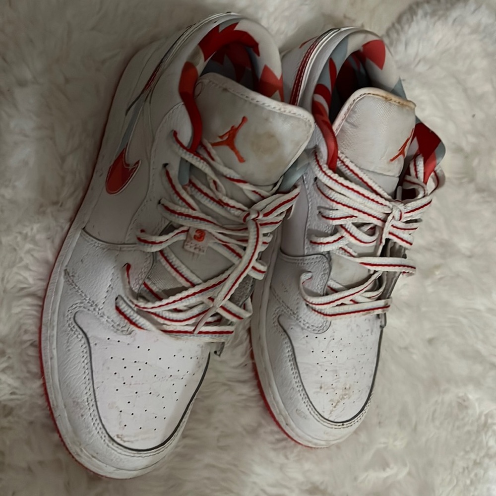 Low Jordans